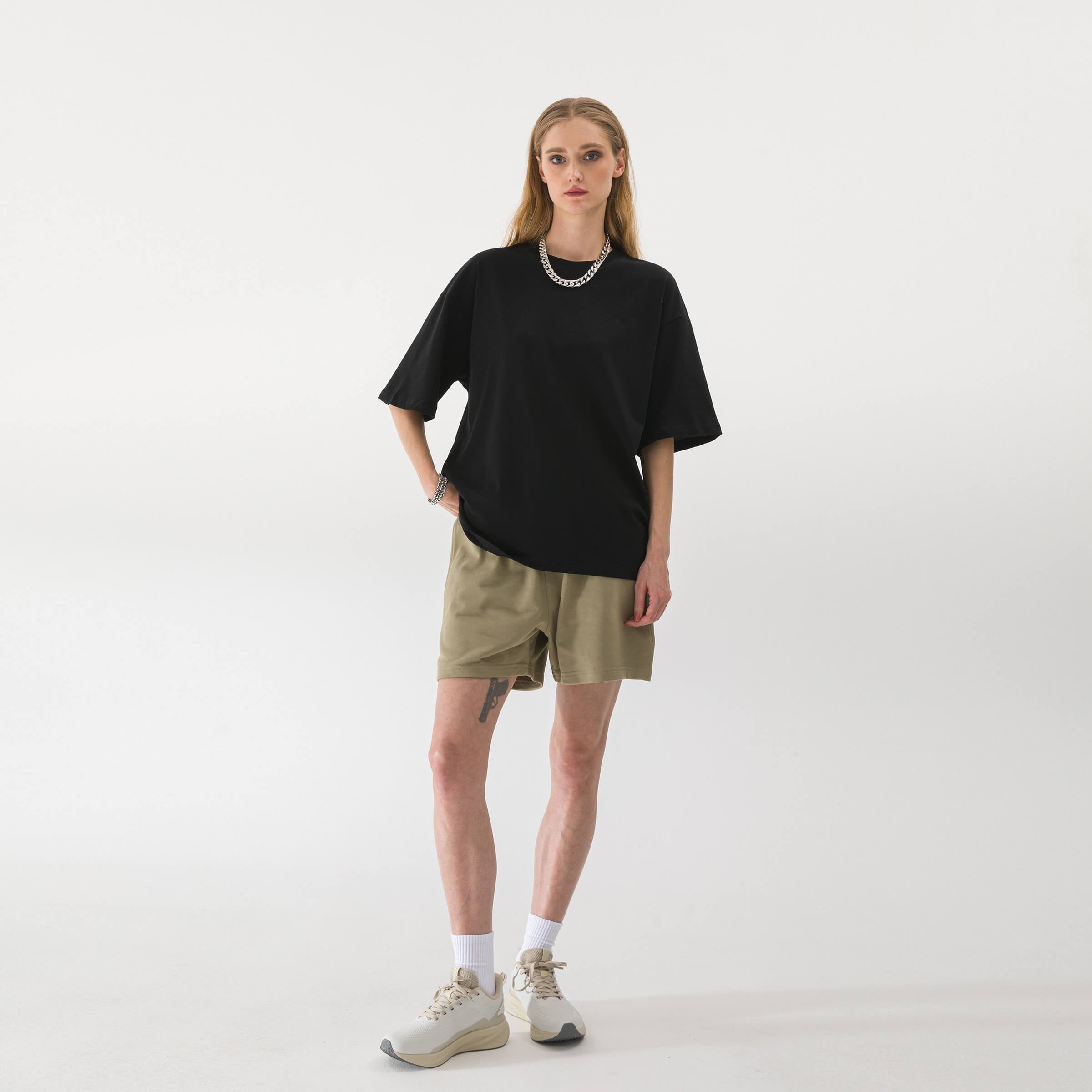 T-shirt GLOBE détail col rond côtelé